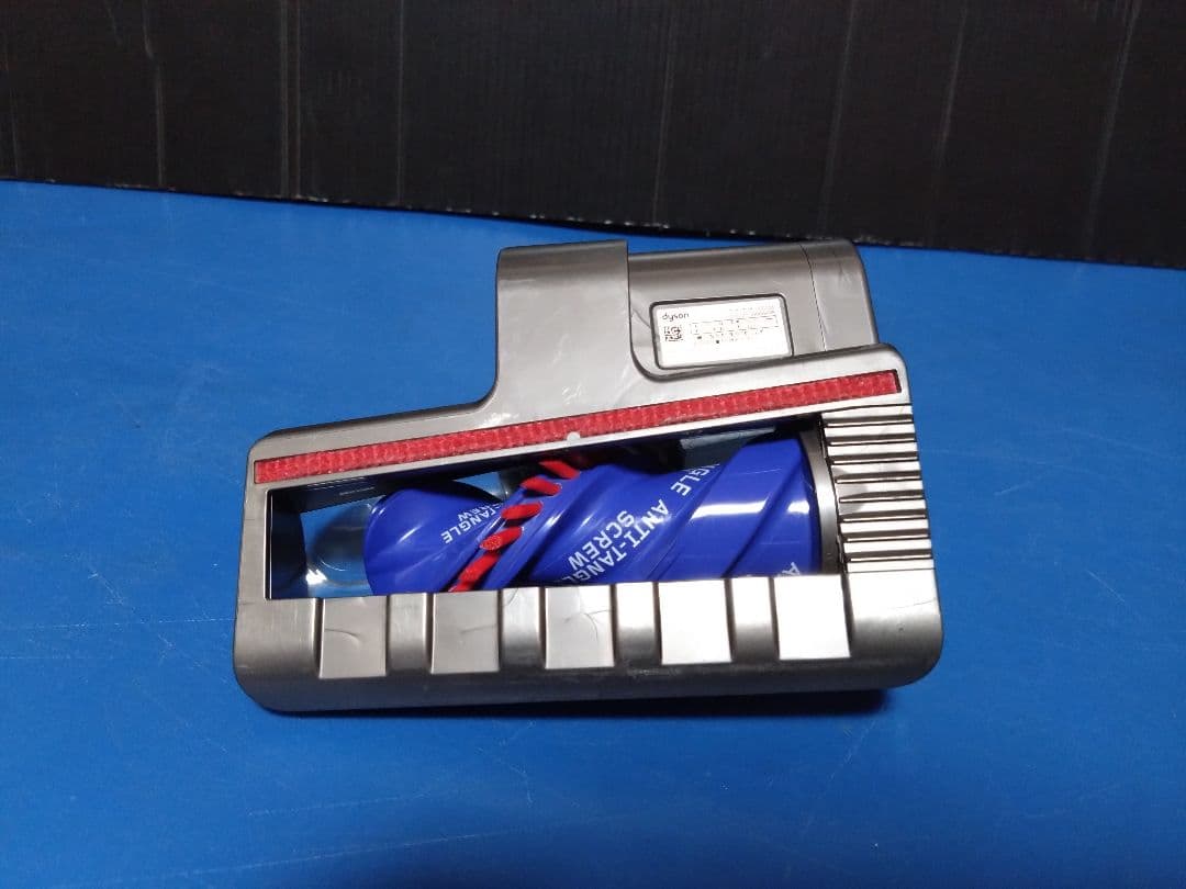 大人気モデル！dyson‼️デジタルスリムフィラフィ SV18充電スタンド付き①