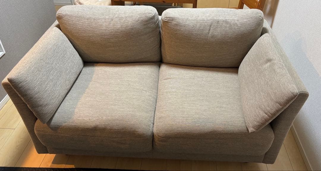 ニトリ2人掛けソファー