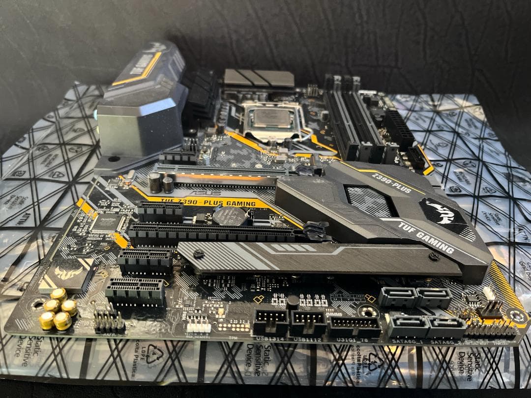 CPU Core i7-9700F+ASUS TUF Z390-PLUS GAMING