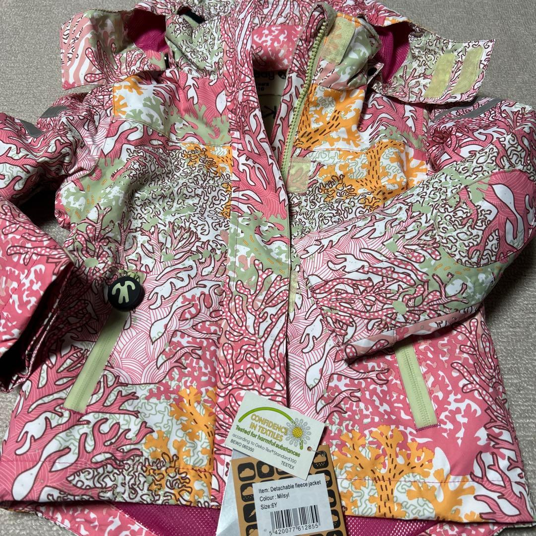 ducksday　ダックスデイ　ジュニアスキー　スノーボード　ジャケット　6y