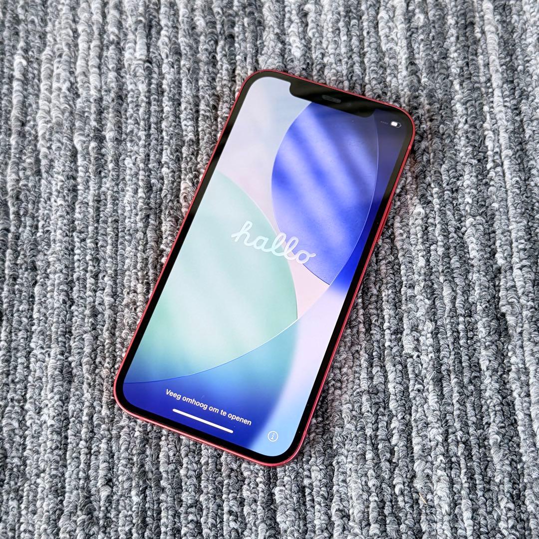 【美品】Apple iPhone 12 レッド