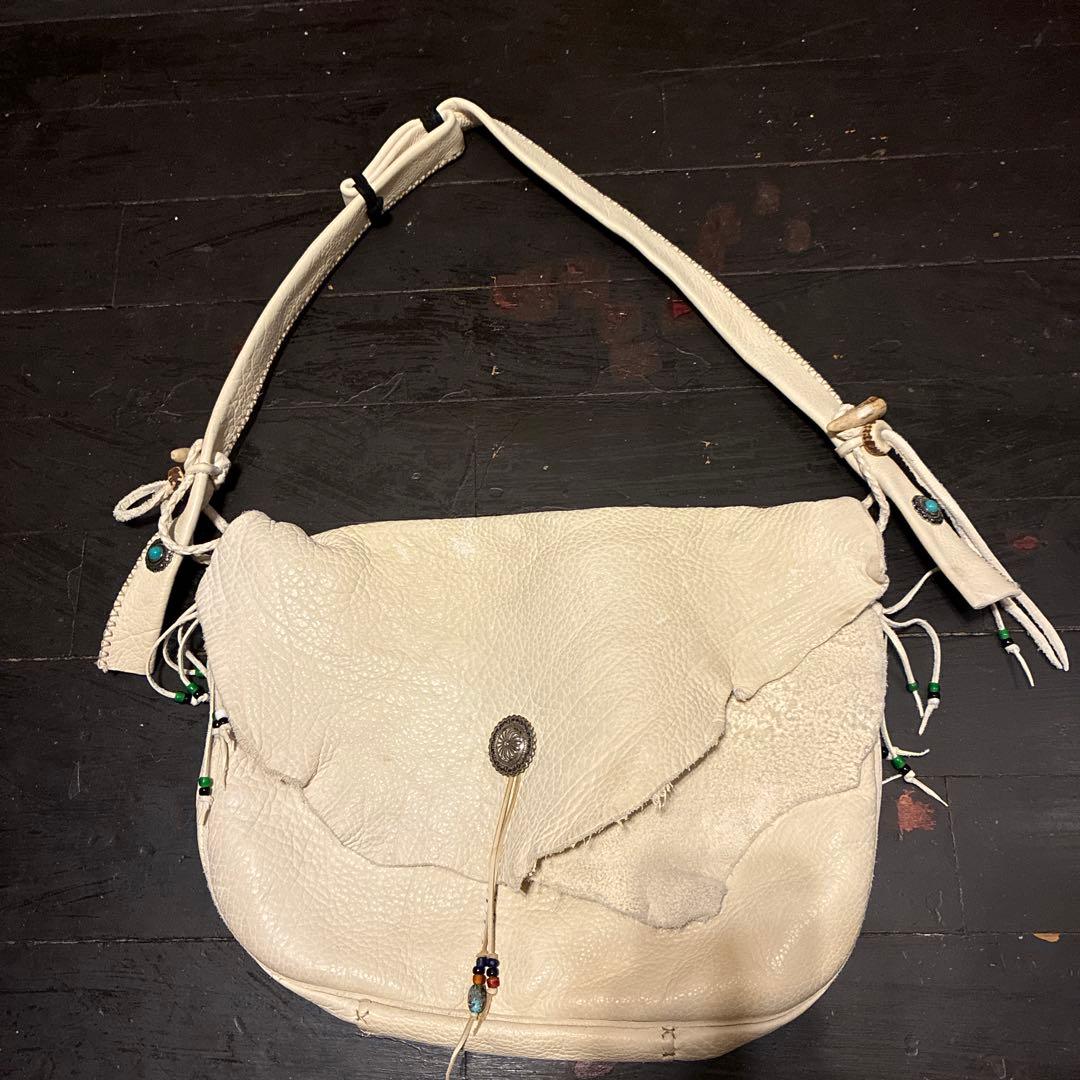 ネィティブアメリカン　ウォーターバッファローレザーショルダーバッグ