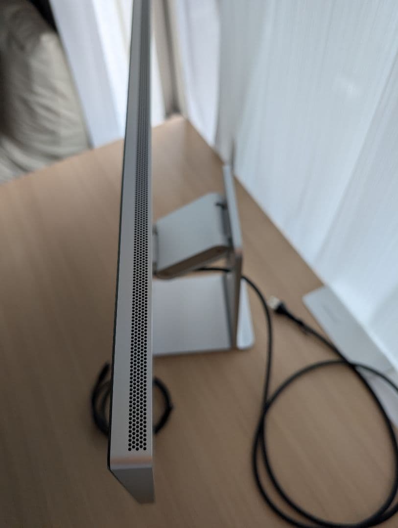 美品 apple Studio Display 標準ガラス 傾きと高さ　調整