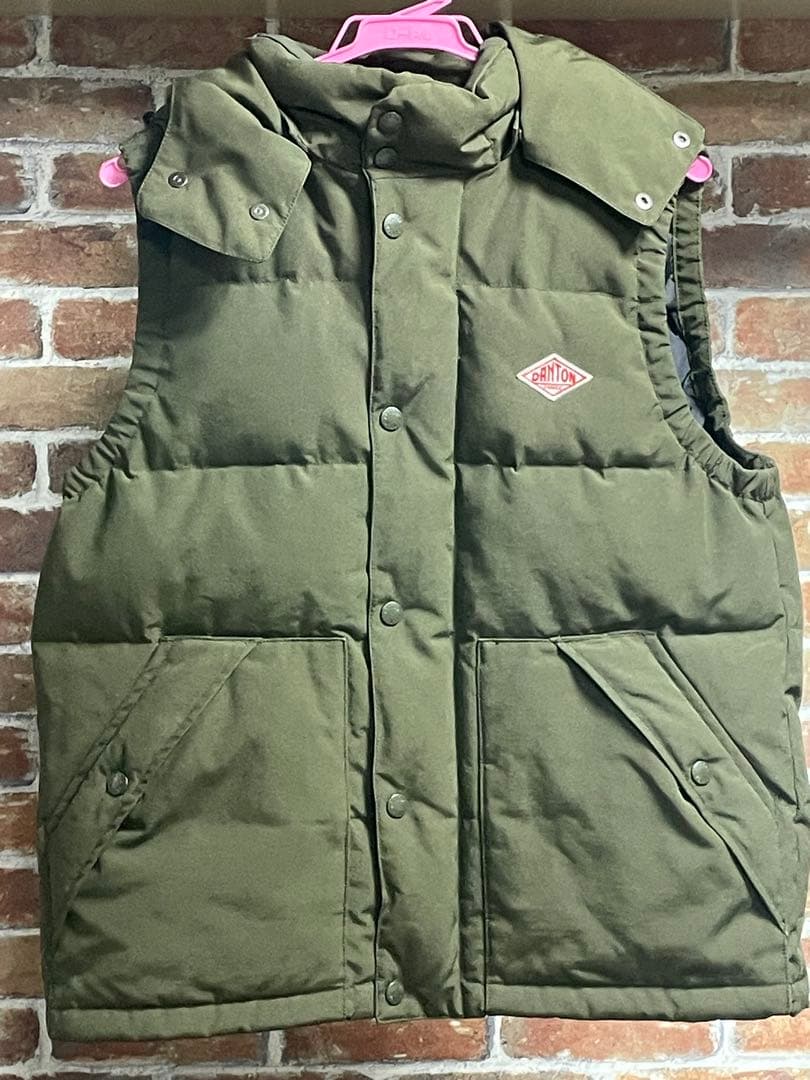 【DANTON】ダウンベスト カーキ 40サイズ