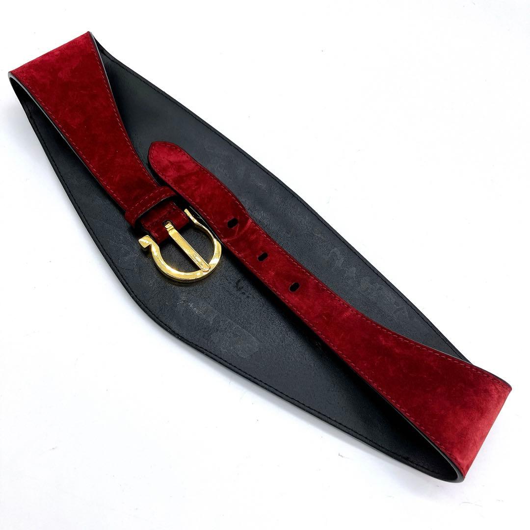 希少【Salvatore Ferragamo】ボディバッグ　ガンチーニ金具