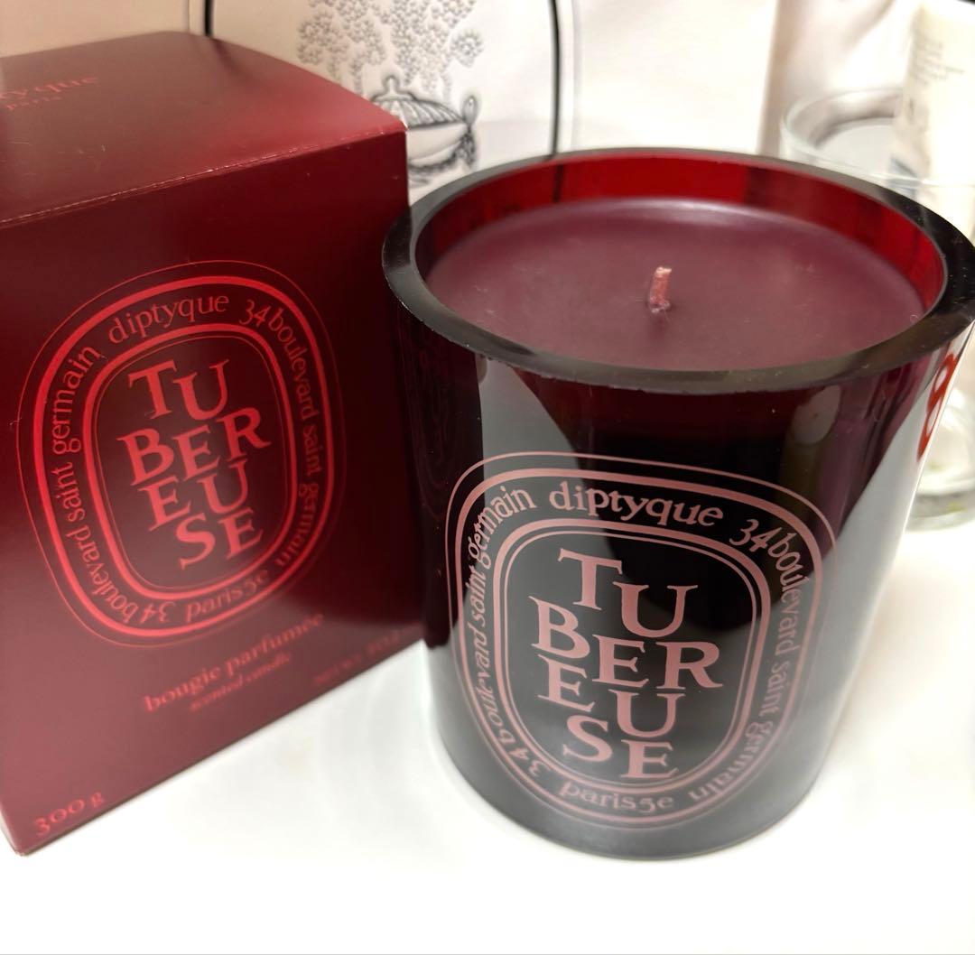 diptyqueミディアムキャンドル300g TUBÉREUSE（テュベルーズ）