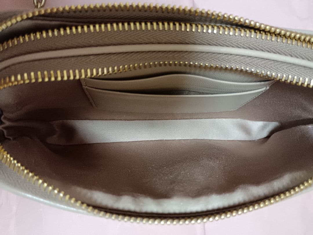 ♡MIU MIU マトラッセ・ナッパレザー・ミニバッグ