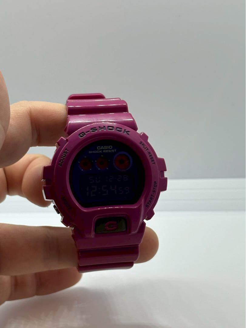G-SHOCK 腕時計　クレイジーカラーズ ピンク マゼンタ
