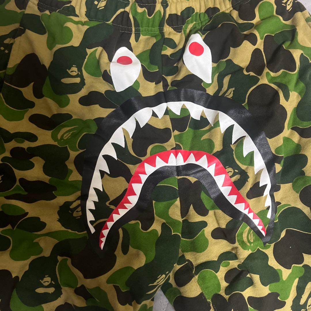 A Bathing Ape カモフラージュ シャークショートパンツ