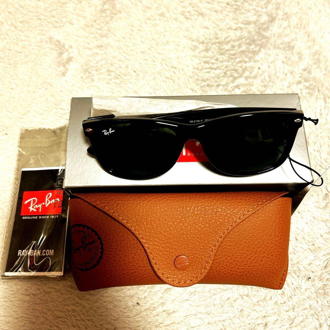 Ray-Ban ORB2132F ブラックサングラス