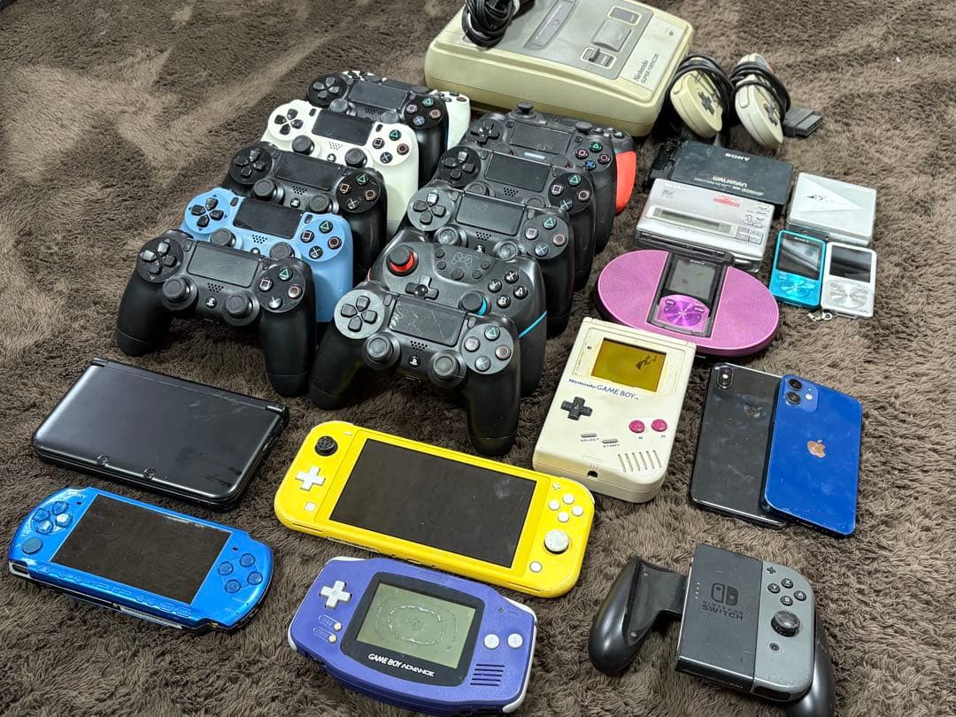 ゲーム機セット　任天堂　Switch ライト　ゲームボーイ　その他　現状品