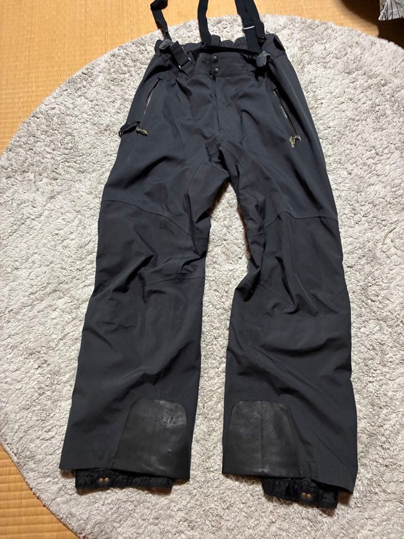 phenix スノービブ パンツMサイズ 黒