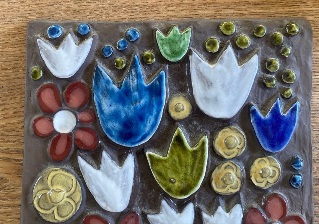 Jie Gantofta ジイガントフタ チューリップの陶板