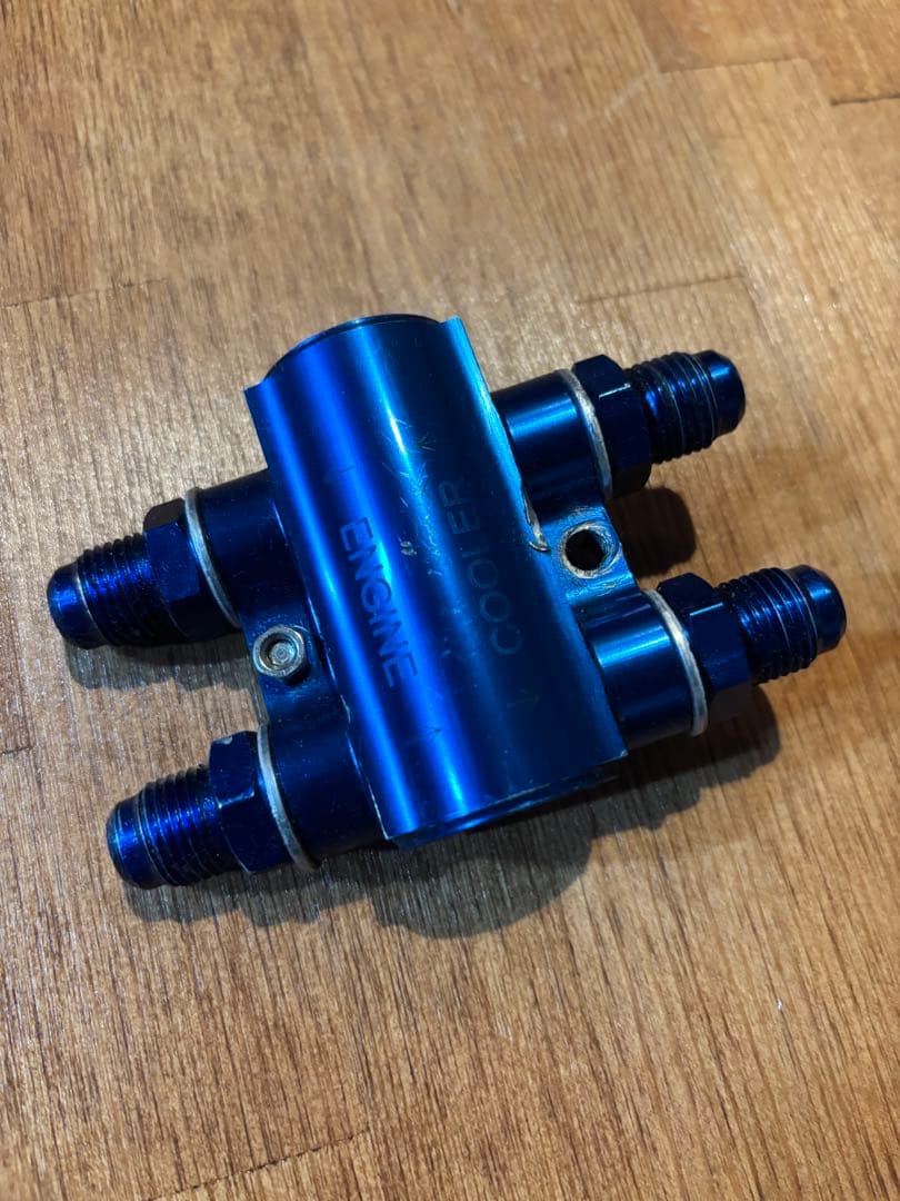 ACTIVA オイルクーラー -8AN 青