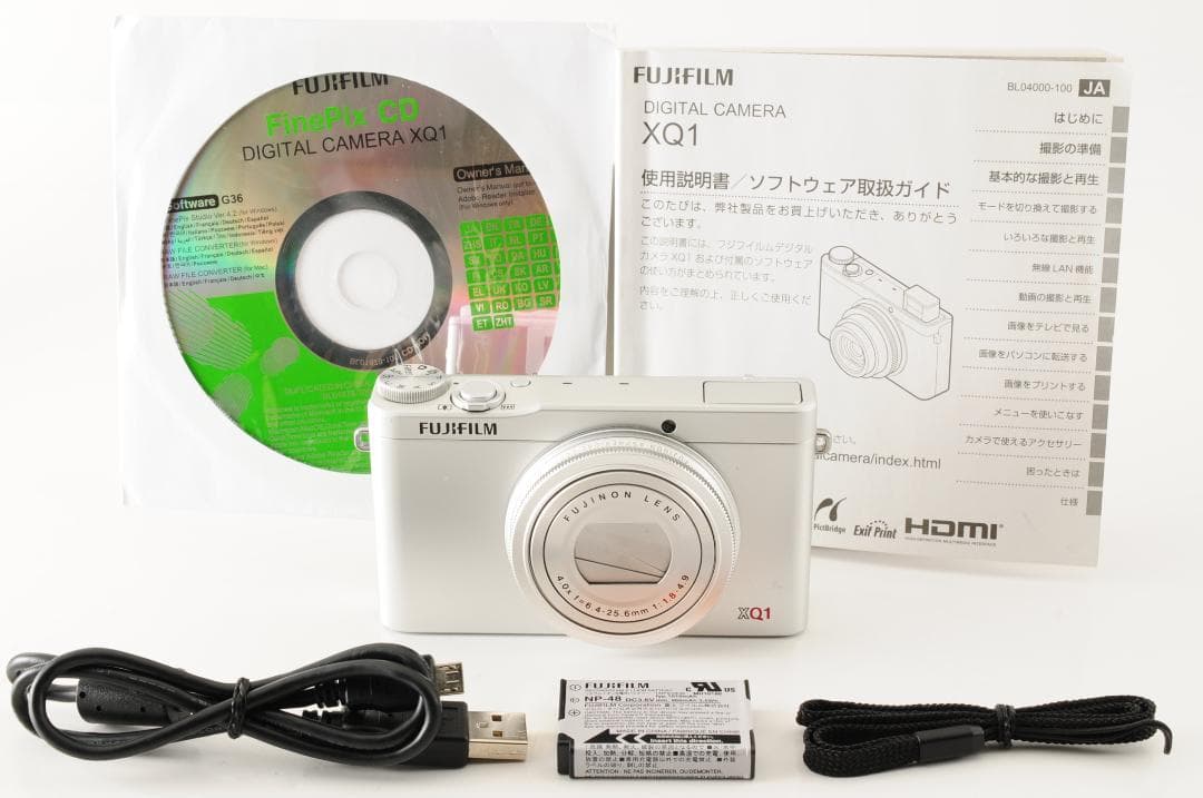 【美品 】 フジフイルム FUJIFILM XQ1 シルバー コンパクトカメラ