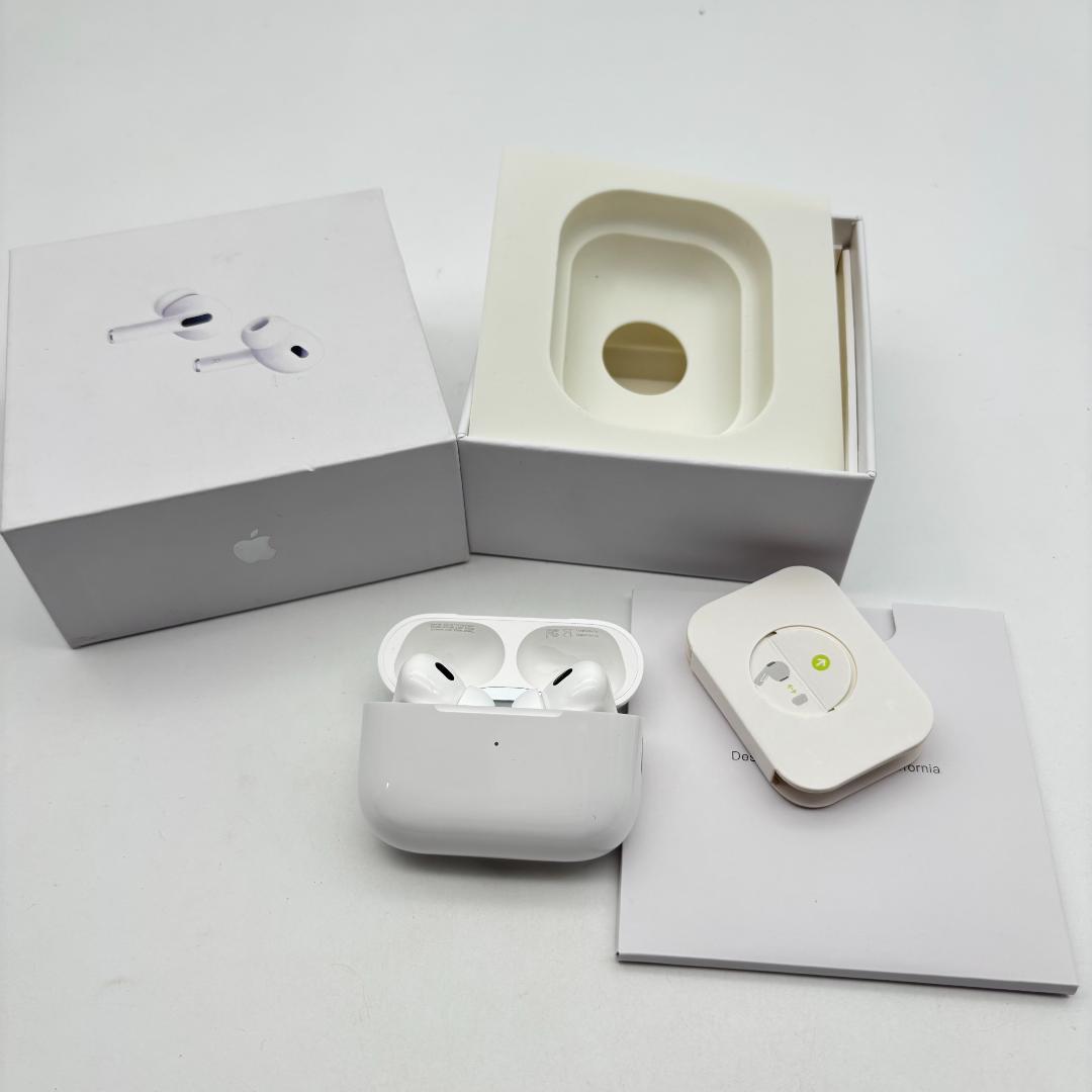 AirPods (第2世代) ホワイト 本体