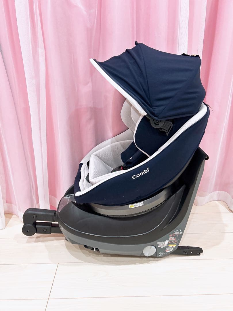 コンビ クルムーヴスマート Light ISOFIX チャイルドシート 新生児