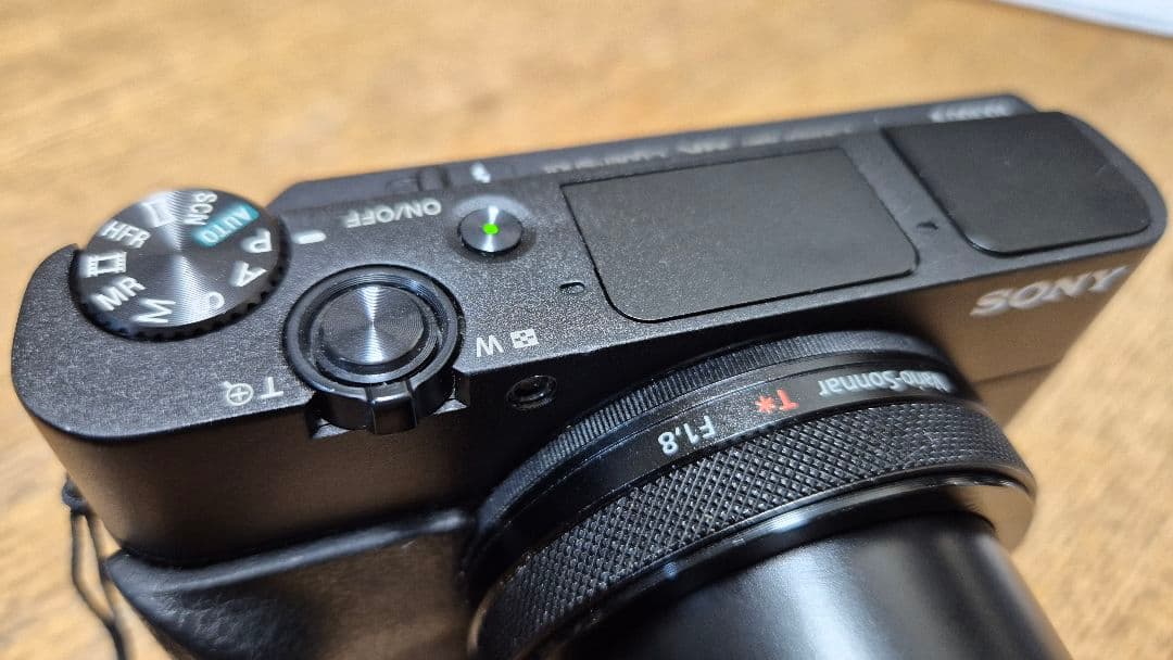 デジタルカメラ SONY DSC-RX100M5 CyberShot