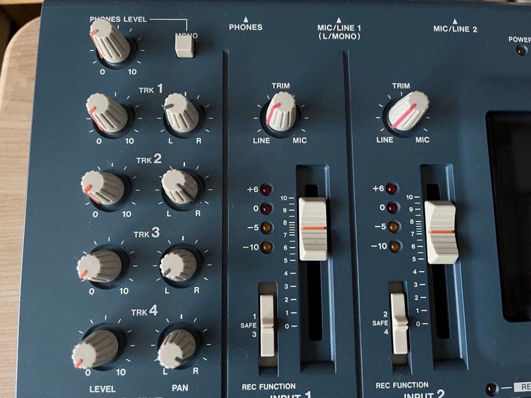 TASCAM MINISTUDIO PORTA 02 マルチトラックレコーダー