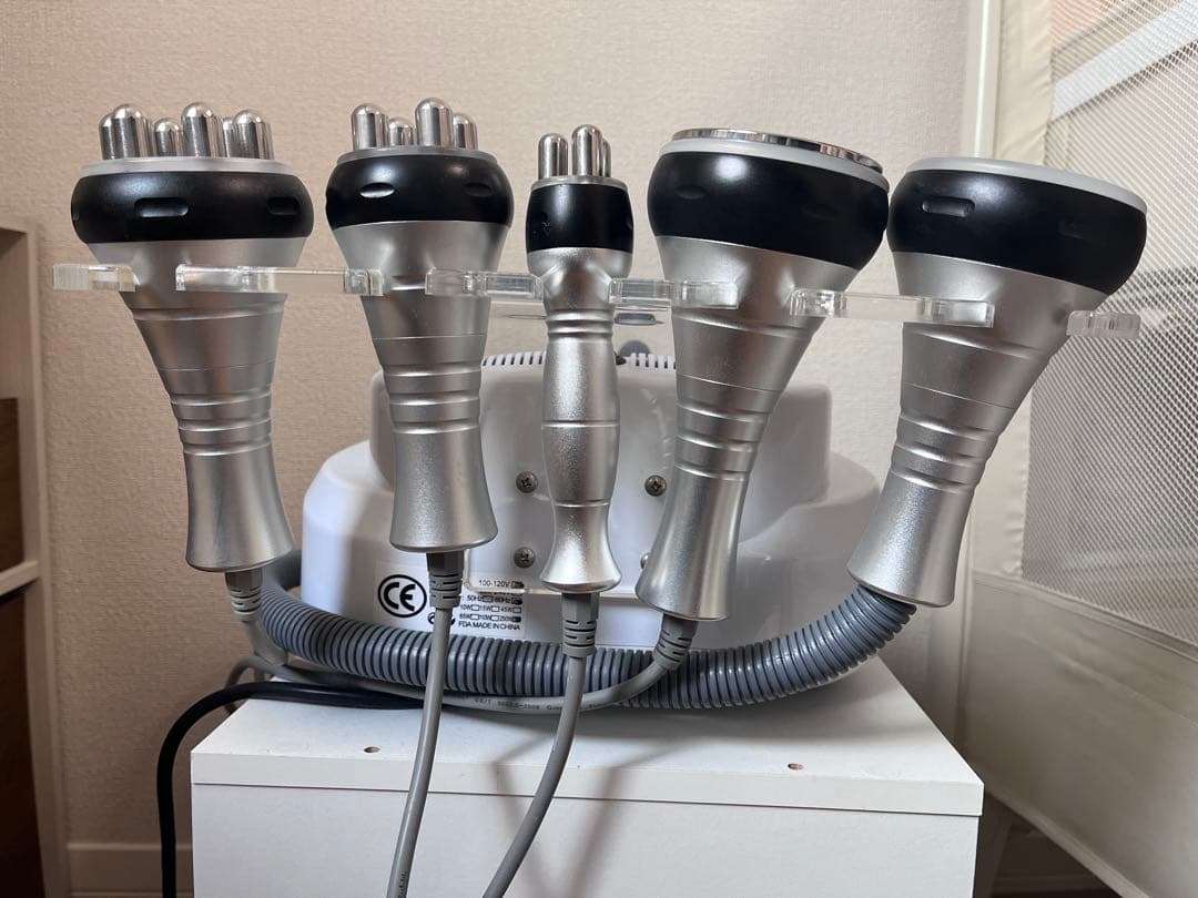 美品 業務用キャビテーション(40khz)ラジオ波 痩身機器 元値89,700円