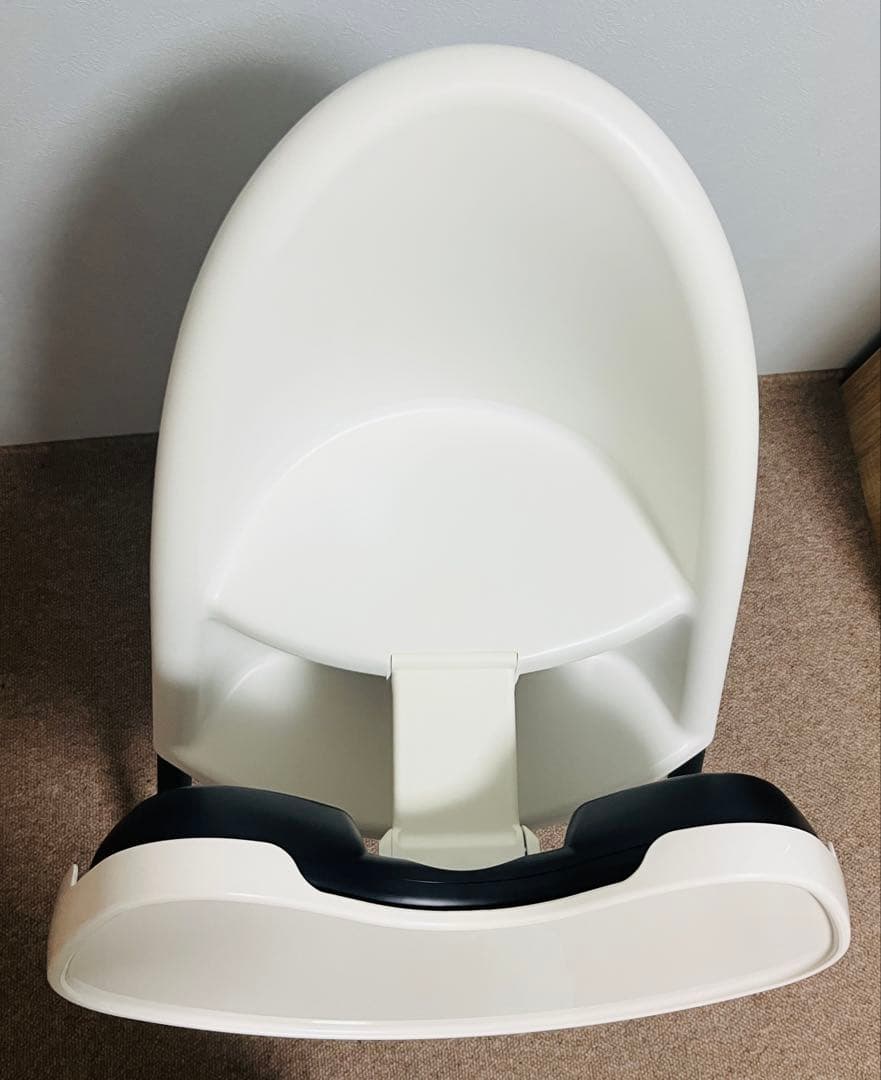 BABYBJÖRN ベビービョルン　ハイチェア（リニューアル前、ハーネス無し）