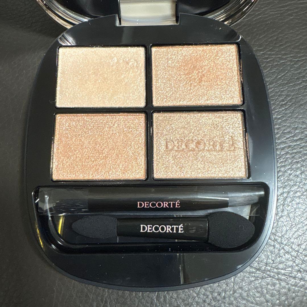 コスメデコルテ　スキンシャドウ　デザイニング　パレット　09