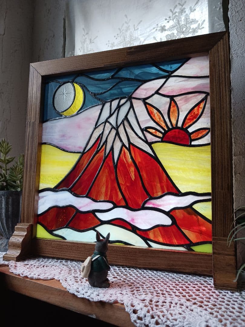 ピーちゃんステンドグラス　日月富士