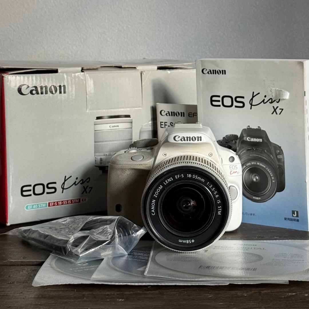 Canon EOS Kiss X7 ホワイト レンズ付き【B-70】