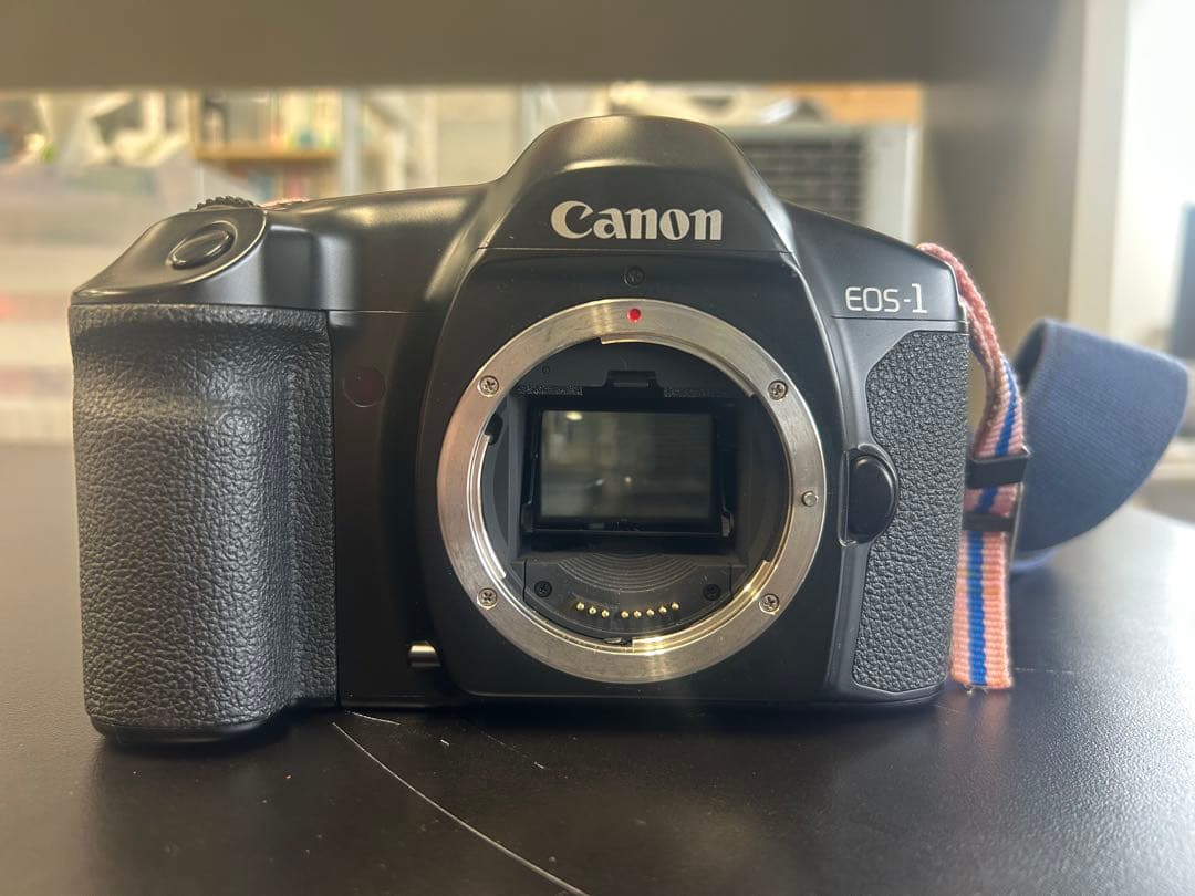 Canon EOS1 フィルム 一眼レフ カメラ