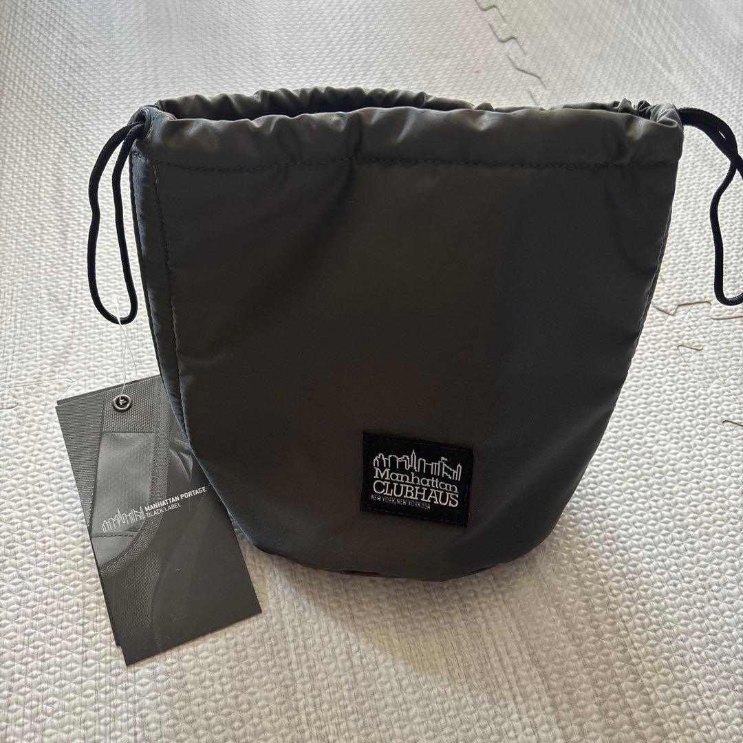 Manhattan CLUBHOUSES ポーチ　オリーブ