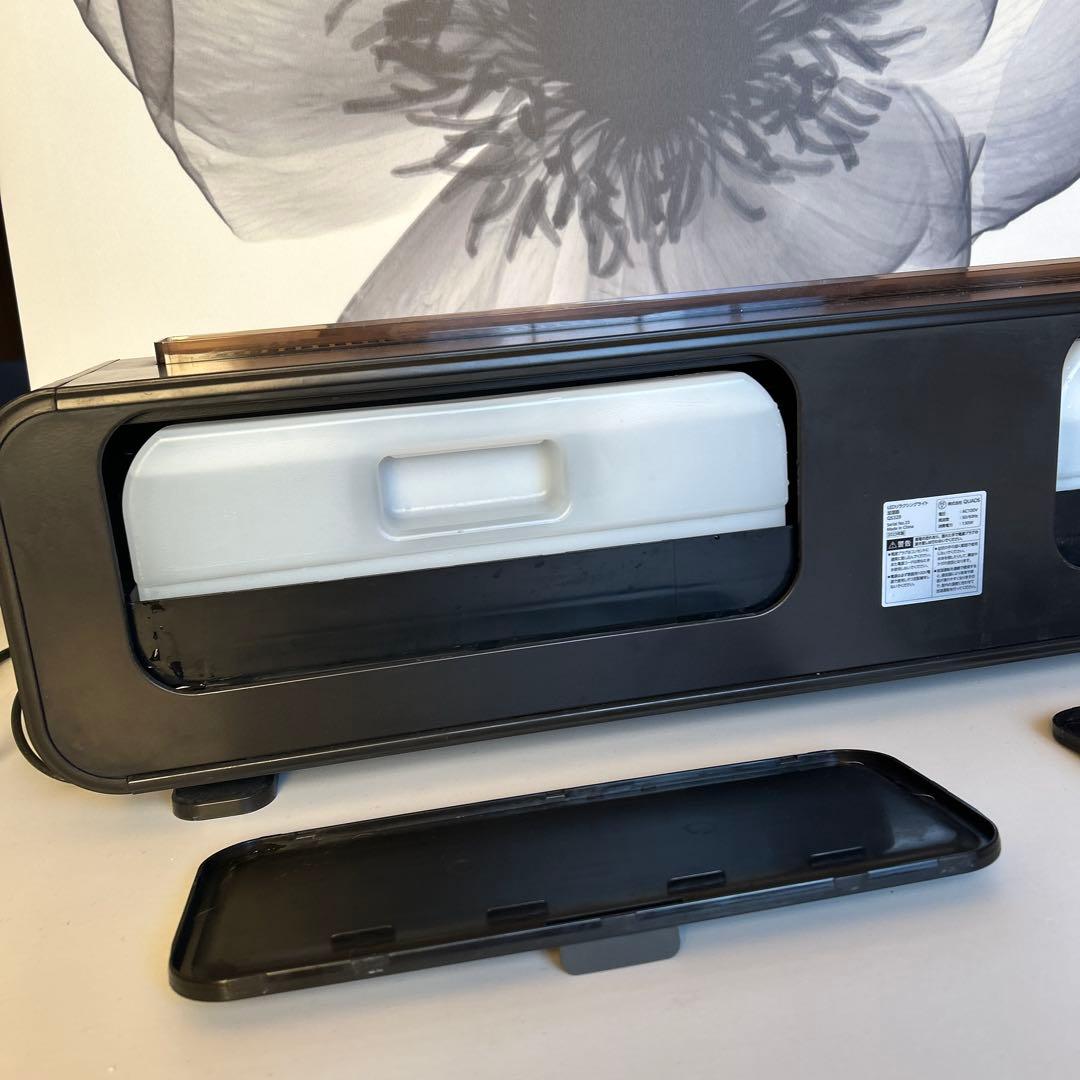 QUADS LEDリラクシングライト　加湿器LUXFLAME マイナスイオン