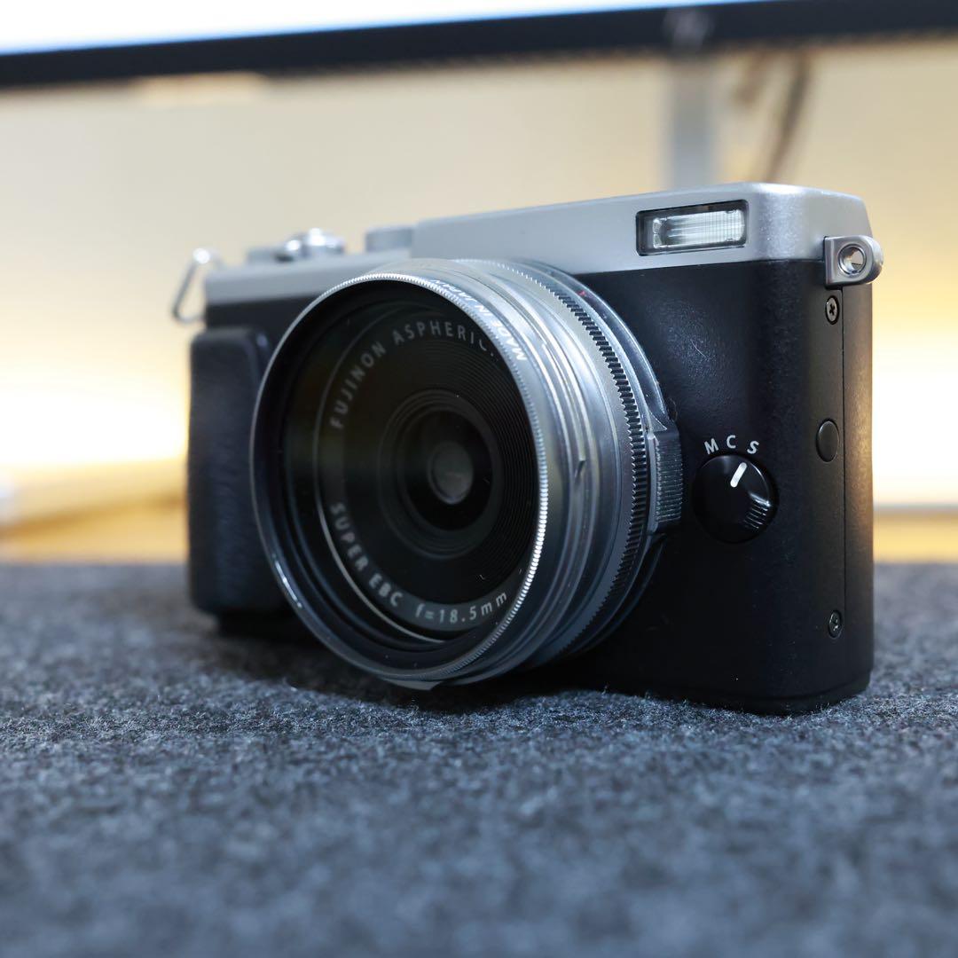 富士フィルム FUJIFILM X70 ≪付属品多数≫