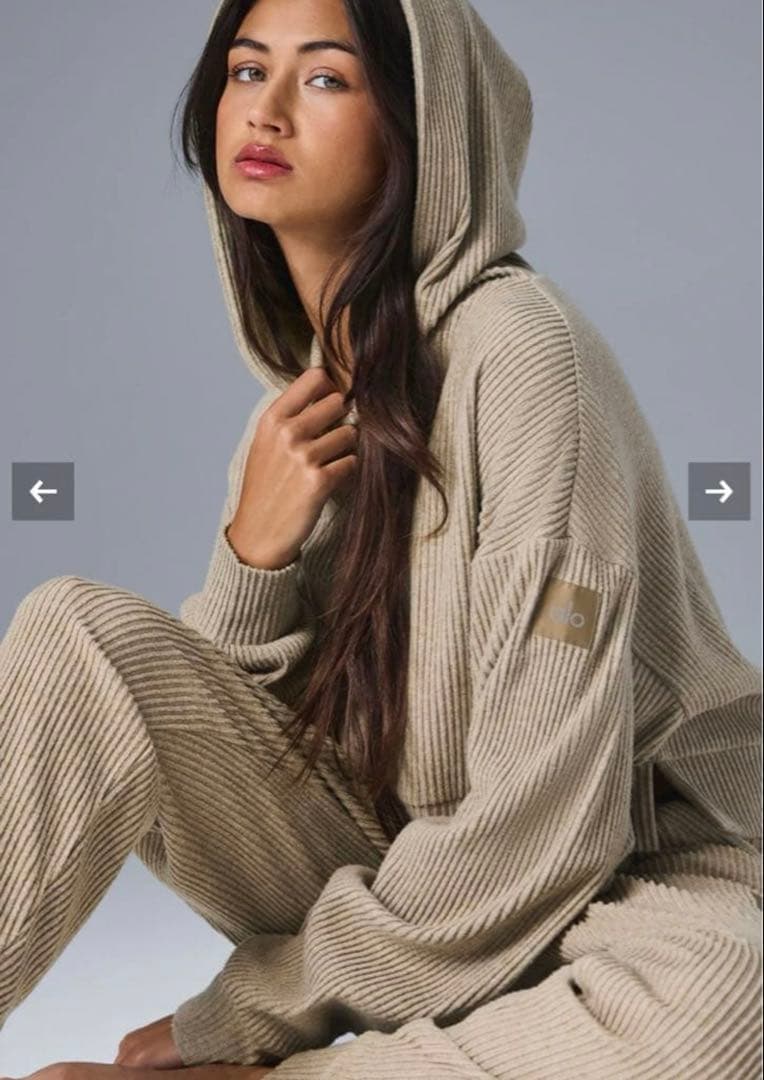 alo yoga Muse Hoodie Sweatpant セットアップ