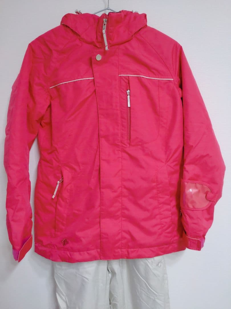 【美品】デサント レディース 9号 スキー スノボー ウェア 上下セット　ピンク