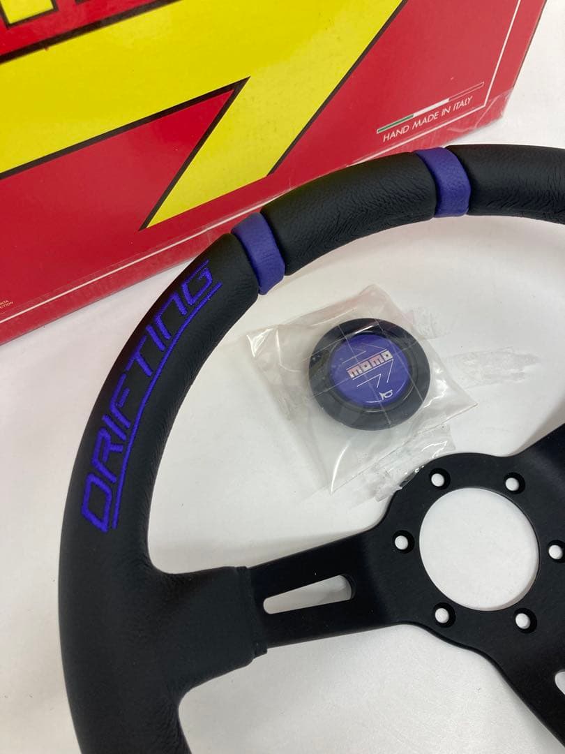MOMO ドリフティング ステアリング　限定色　パープル　FINAL