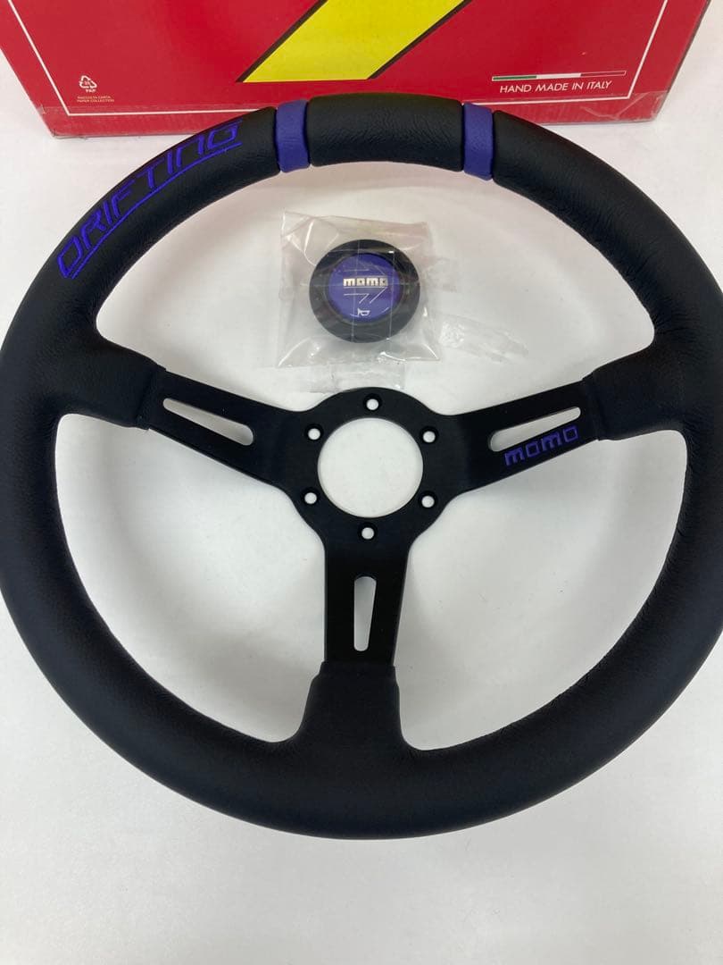 MOMO ドリフティング ステアリング　限定色　パープル　FINAL