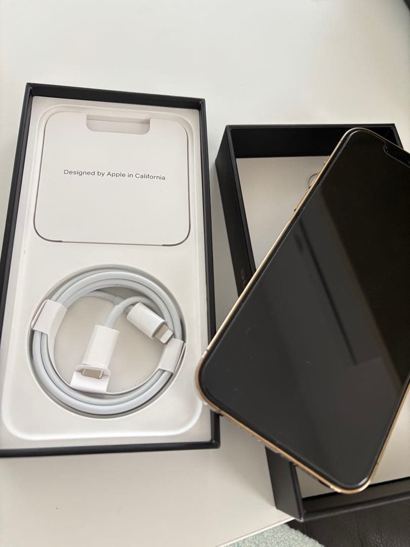 Apple iPhone 12 Pro ゴールド 6.1インチ 本体