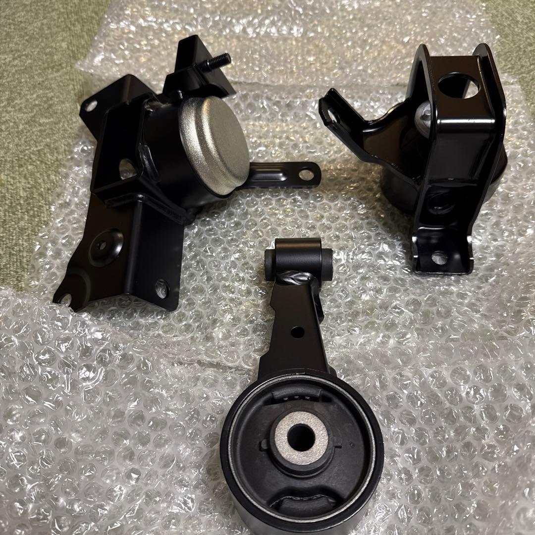 坂下TMスクエア　ZC33S 強化エンジンマウント リアのみ未使用品