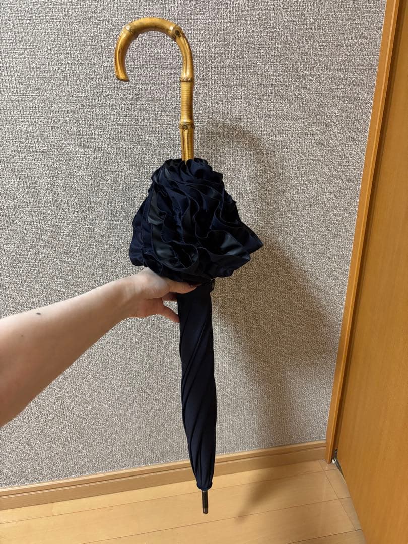 サンバリア100 Mサイズ　フリル　ネイビー