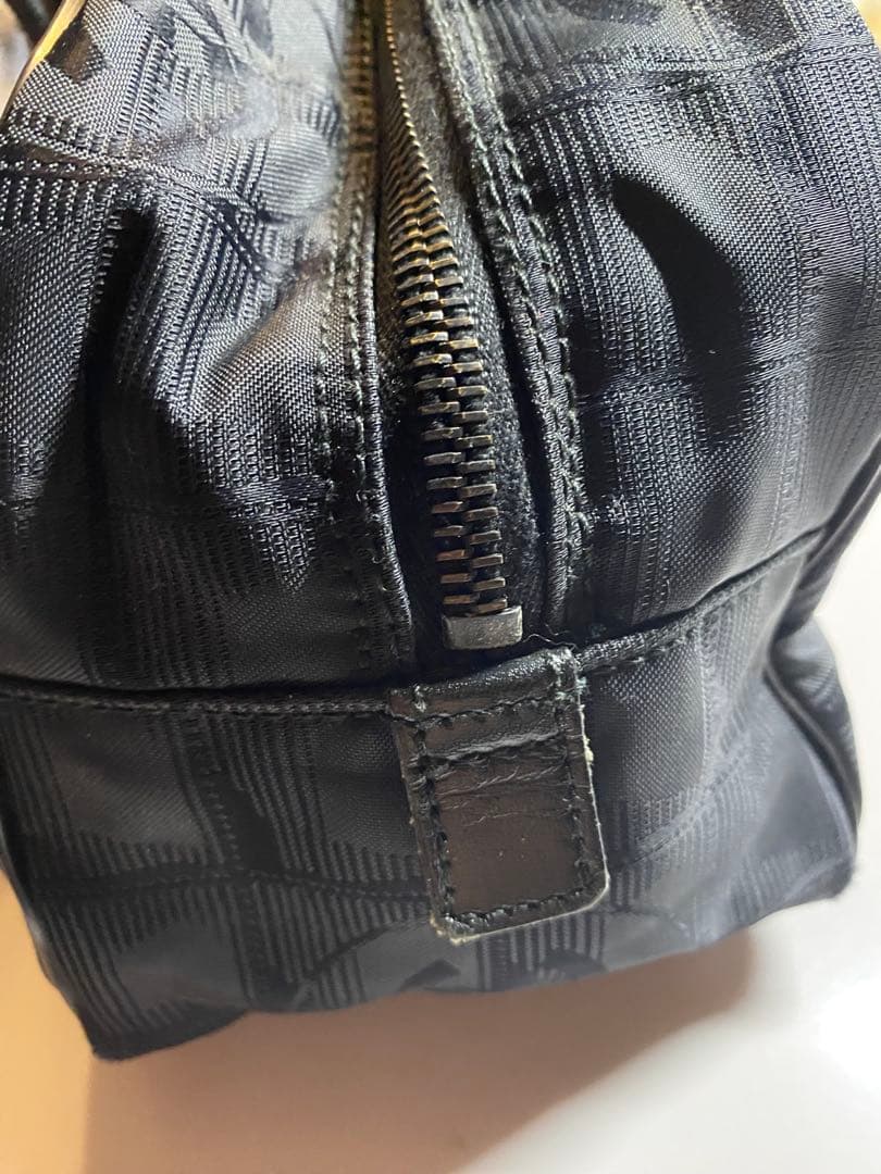 CHANELニュートラベルライン黒