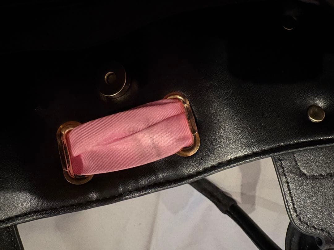 ハローキティ SPINNS 天使小悪魔シリーズ ショルダーバッグ　ハンドバッグ