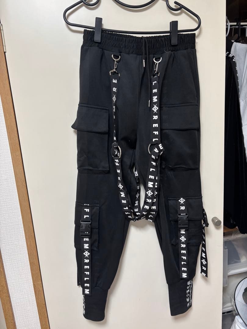 レフレム　カーゴパンツ