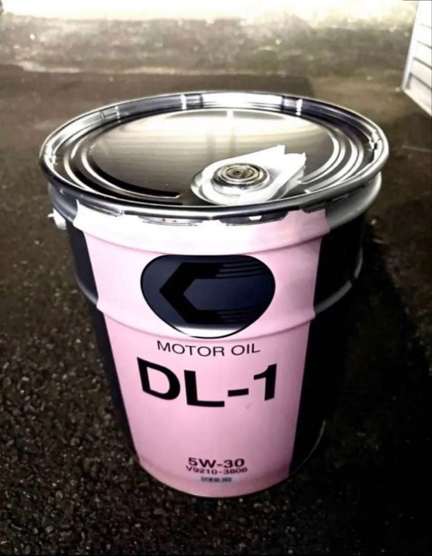トヨタ キャッスル ディーゼルエンジンオイル DL-1 5W-30 20L