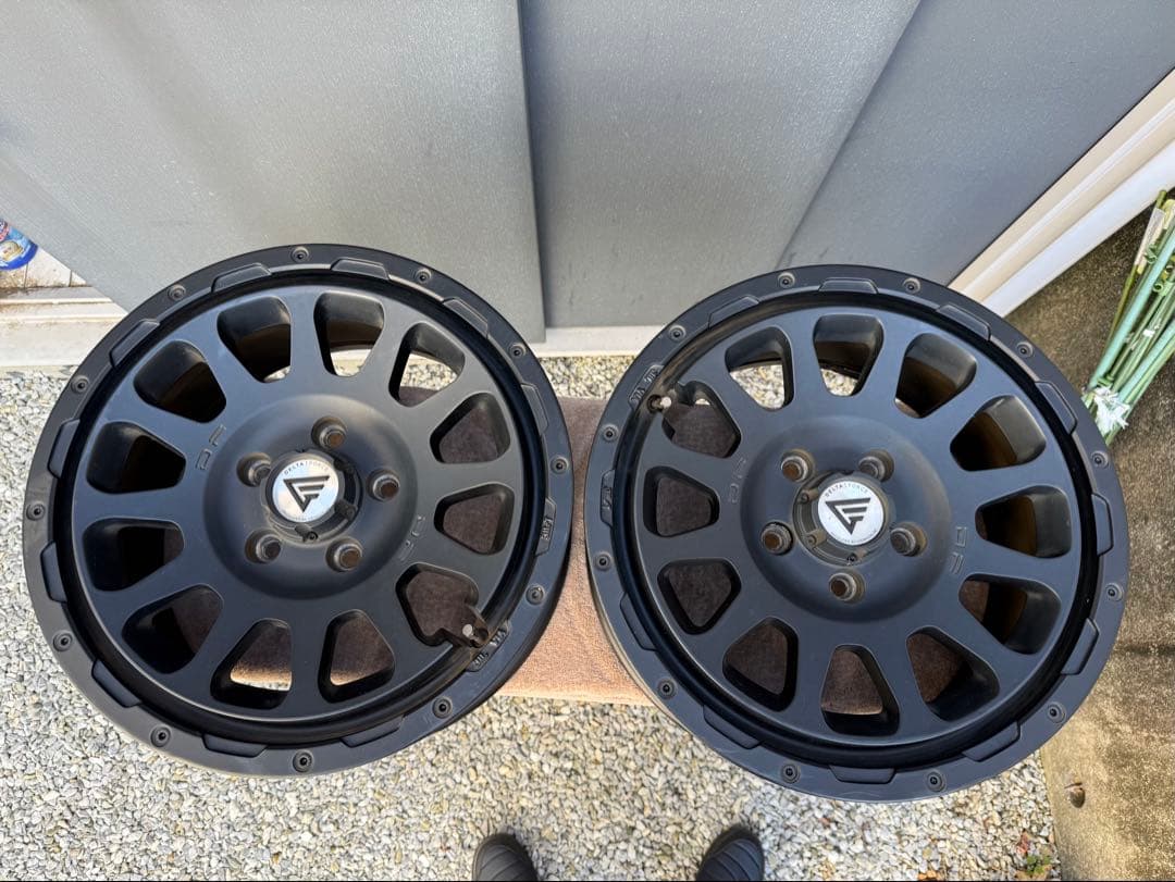 【中古】B:(2本）デルタフォースオーバル デリカD5用