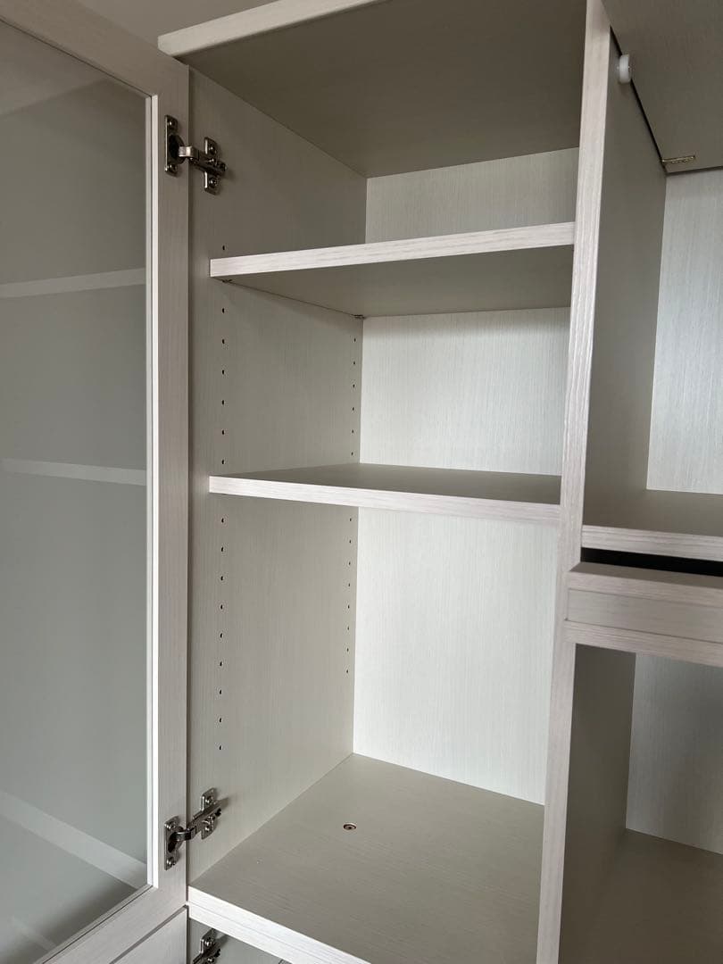 ニトリ　フラップ扉本棚　ホワイト