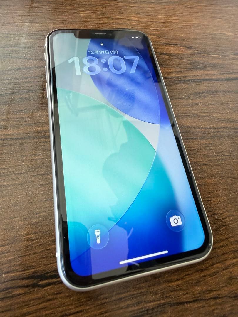 Apple iPhone 11 ホワイト 本体　128GB