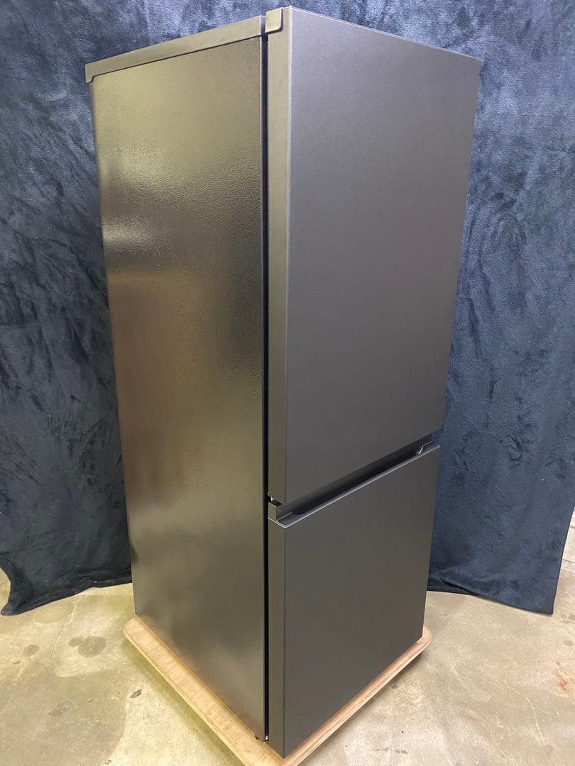 【極美品】Panasonicノンフロン冷凍冷蔵庫180L 2023年製