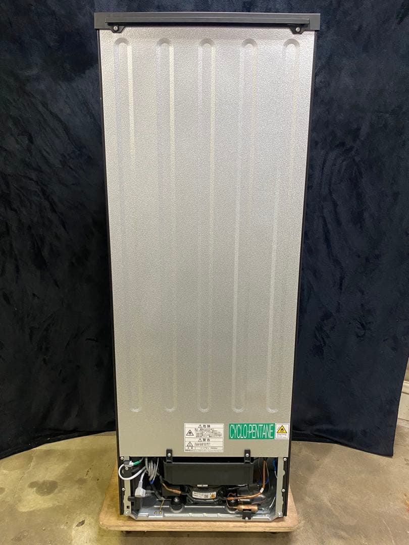 【極美品】Panasonicノンフロン冷凍冷蔵庫180L 2023年製