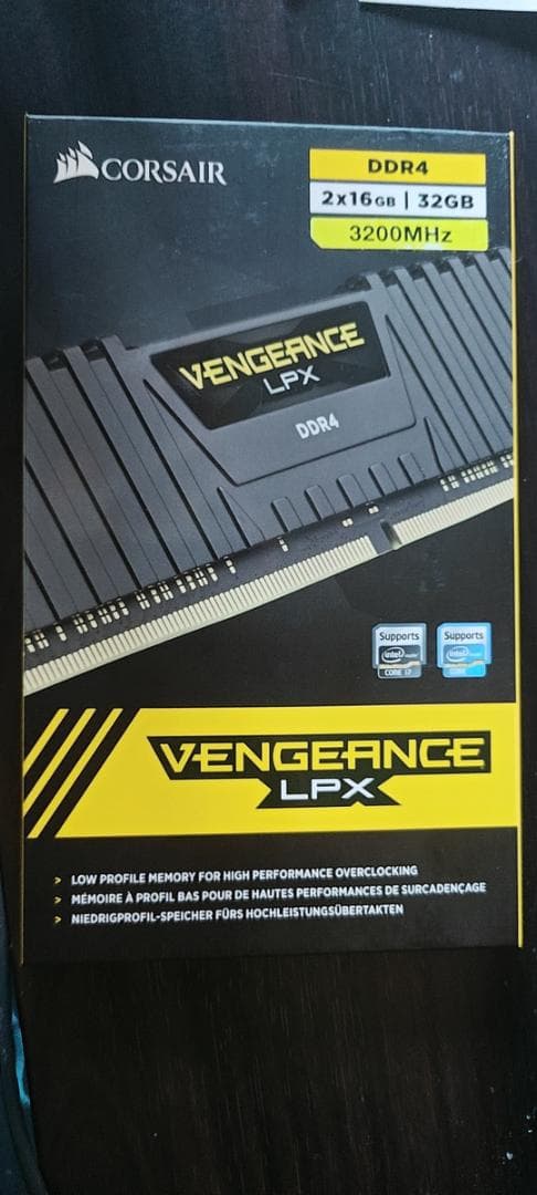 新品未開封 Corsair DDR4 32GB(16GB*2) 3200MHz