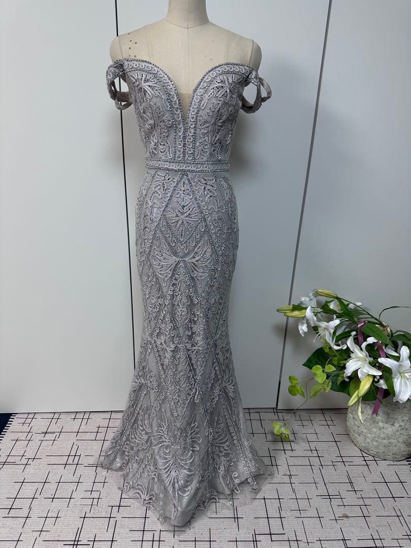 ビーズ装飾オフショルダーマーメイドドレス